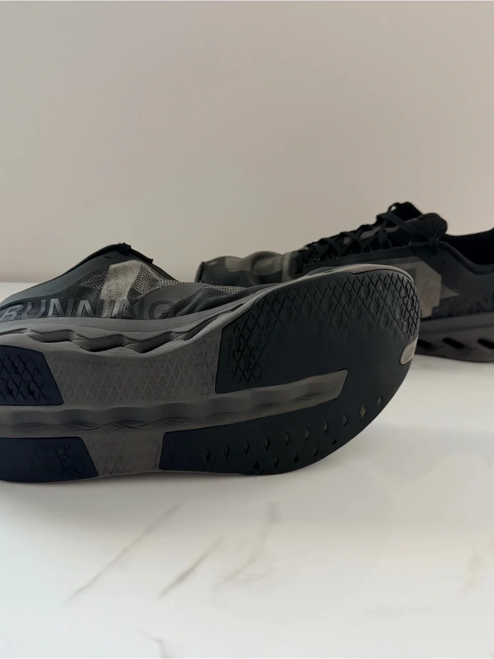 On Cloudsurfer Next Wide Mens 12.5 Black/Eclipse Running Shoes